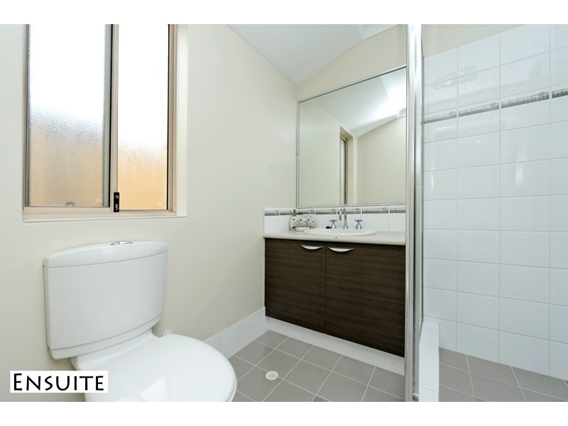 8 Hollywood Heights, Clarkson WA 6030