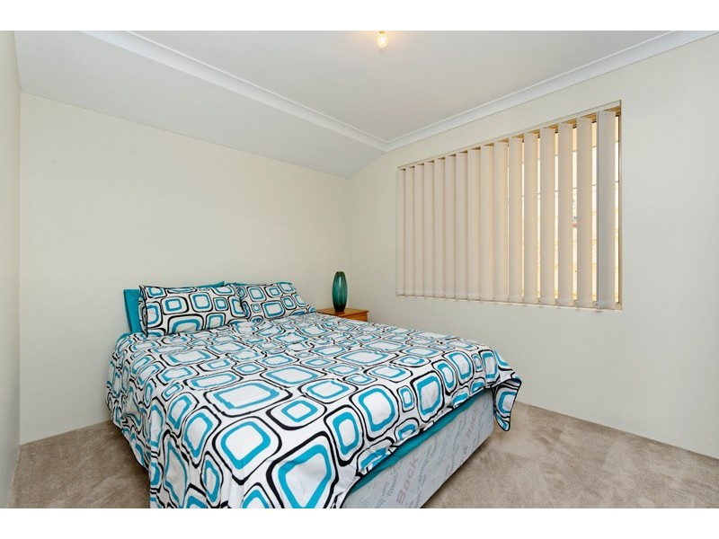 8 Hollywood Heights, Clarkson WA 6030