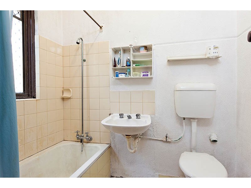2/126 Terrace Road, Perth WA 6000