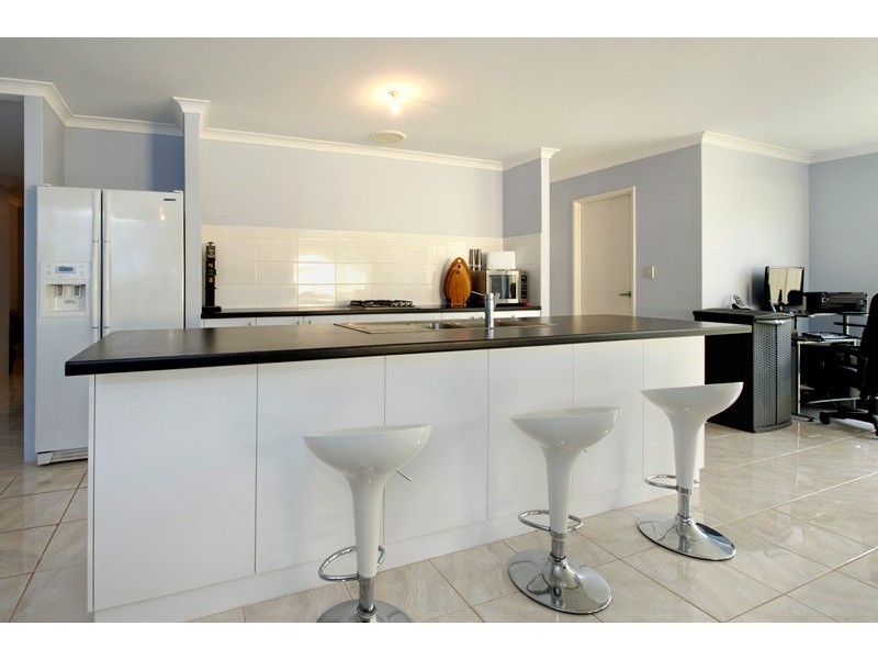 7  Coleus Way, Seville Grove WA 6112