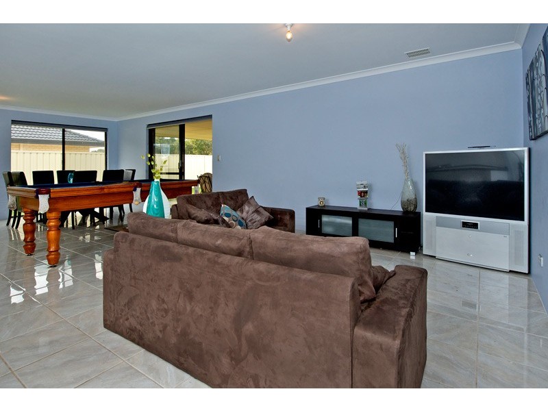 7  Coleus Way, Seville Grove WA 6112