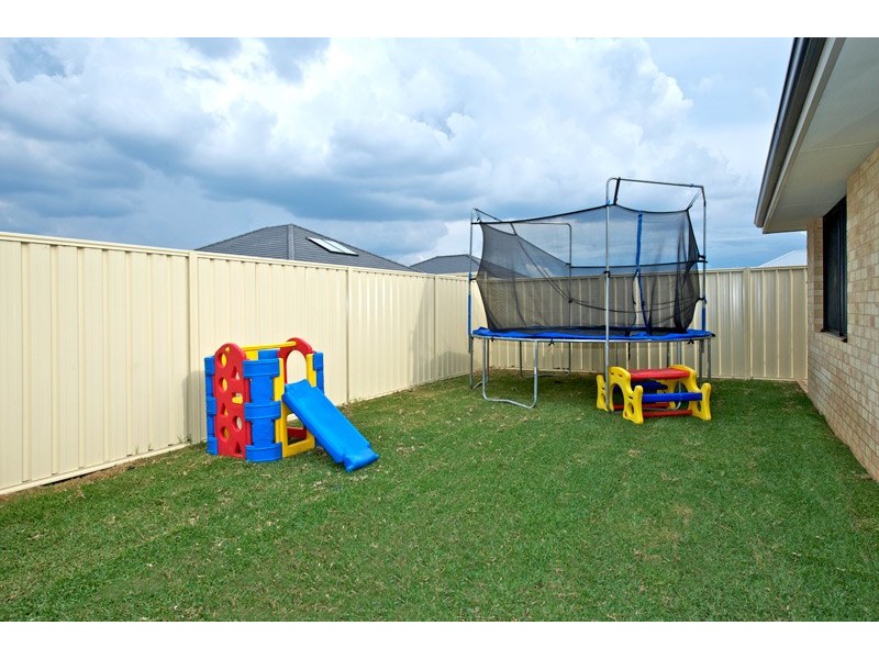 7  Coleus Way, Seville Grove WA 6112