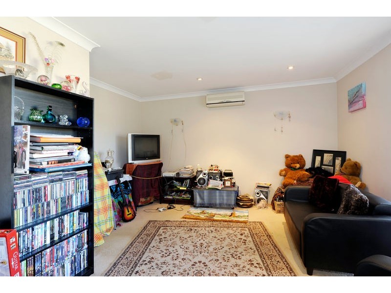 54 Axminster Street, Warnbro WA 6169