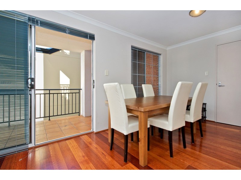 8/20 Pendal Lane, Northbridge WA 6003