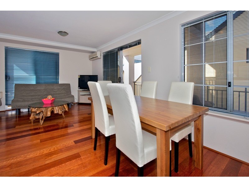 8/20 Pendal Lane, Northbridge WA 6003