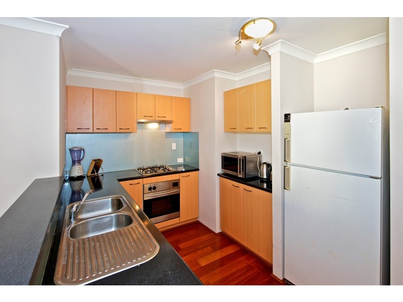 8/20 Pendal Lane, Northbridge WA 6003