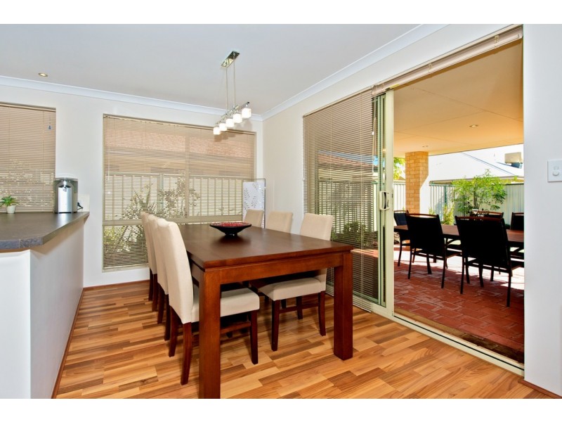 2 Campaspe Drive, Success WA 6164