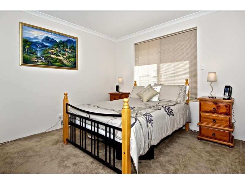 2 Campaspe Drive, Success WA 6164