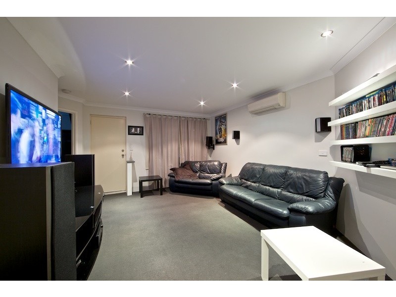 8 Morolo Street, Seville Grove WA 6112