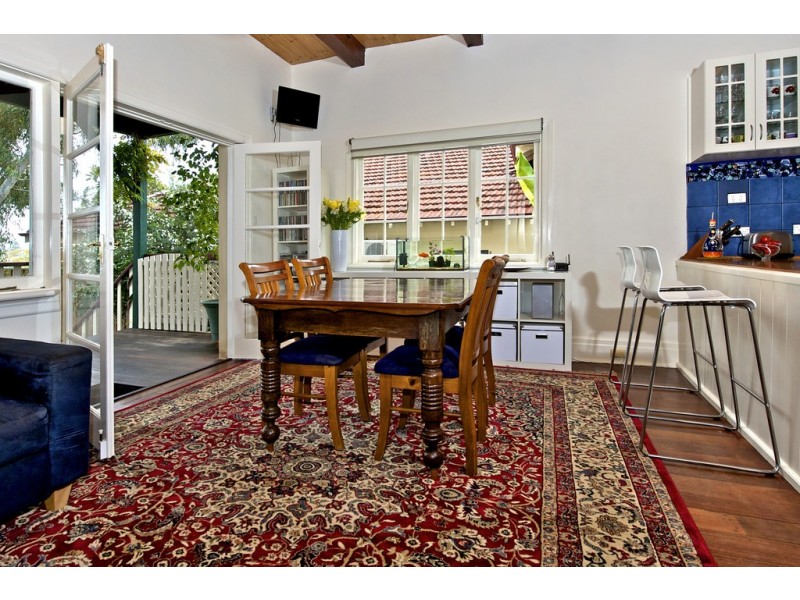 124 Crawford Road, Maylands WA 6051