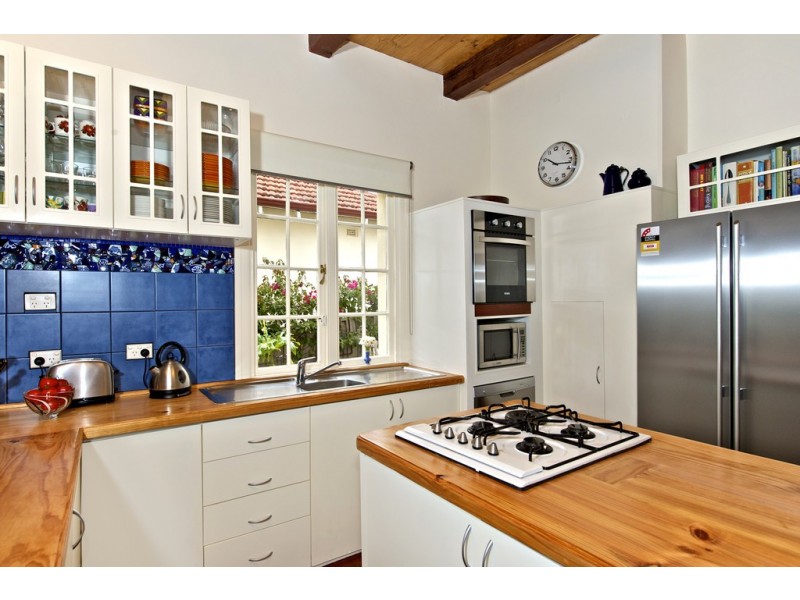 124 Crawford Road, Maylands WA 6051