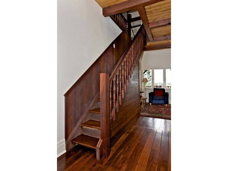 124 Crawford Road, Maylands WA 6051