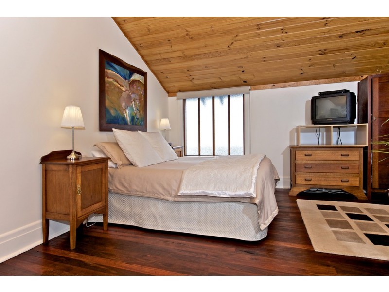 124 Crawford Road, Maylands WA 6051