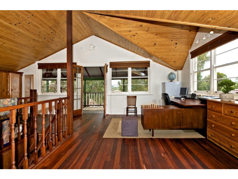 124 Crawford Road, Maylands WA 6051