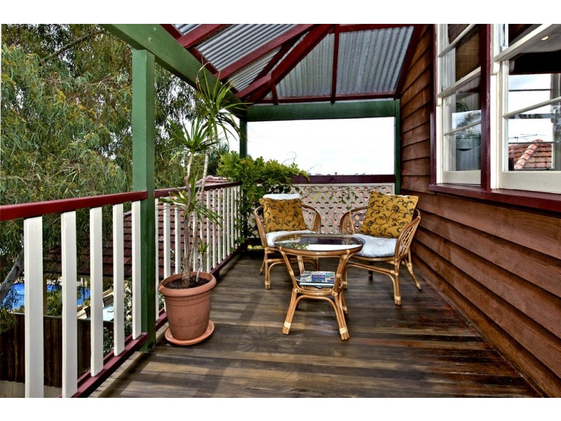 124 Crawford Road, Maylands WA 6051