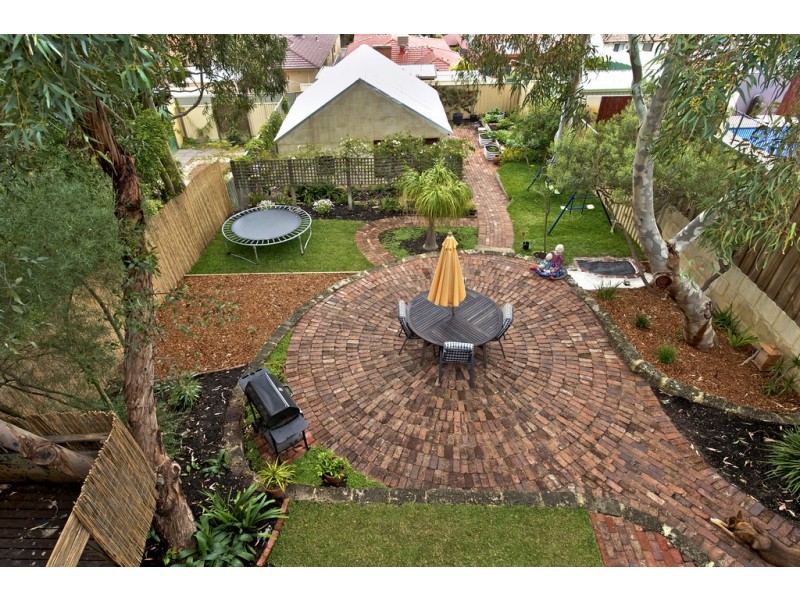 124 Crawford Road, Maylands WA 6051