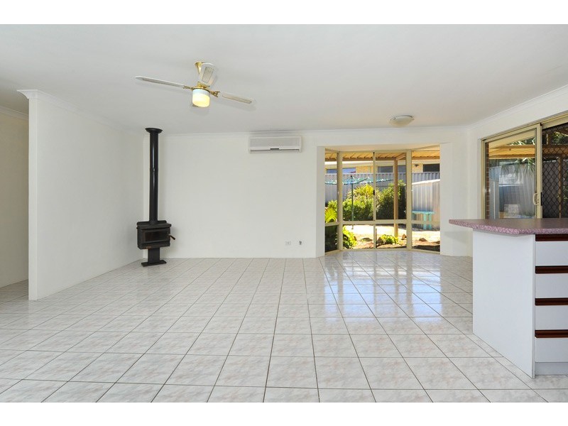 29 Swallowtail Parade, Warnbro WA 6169