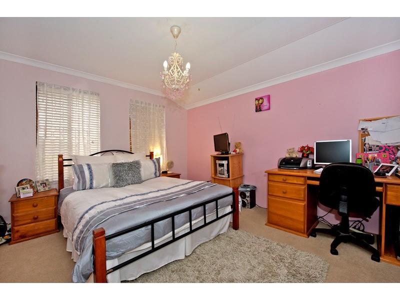 No. 33 Ragamuffin Pt, Halls Head WA 6210