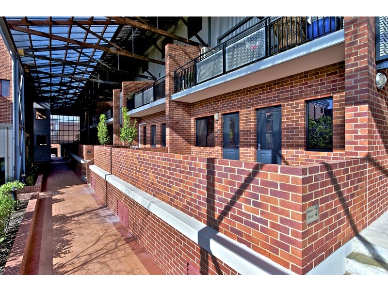 2/65 Palmerston St, Northbridge WA 6003