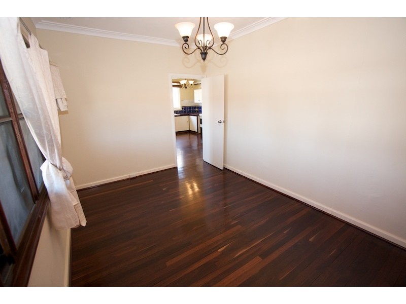 34 Broun Avenue, Embleton WA 6062