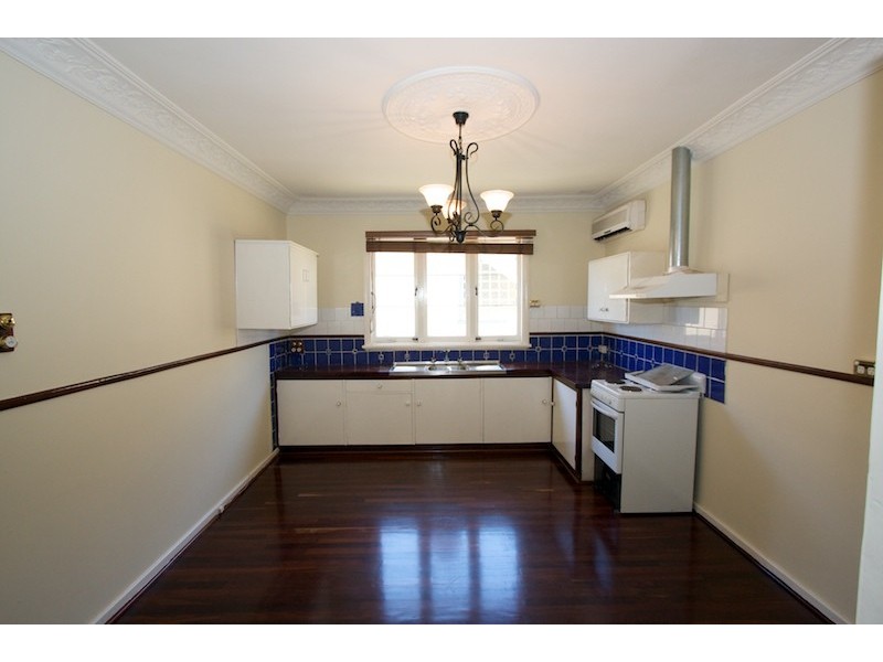 34 Broun Avenue, Embleton WA 6062