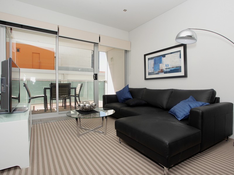 15/8 Victoria Ave, Perth WA 6000