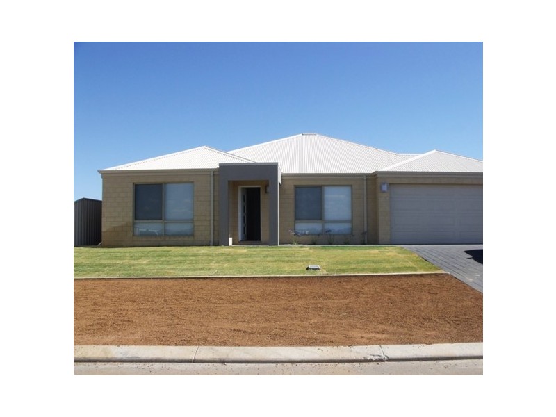 19 Waterwitch Outlook, Wandina WA 6530