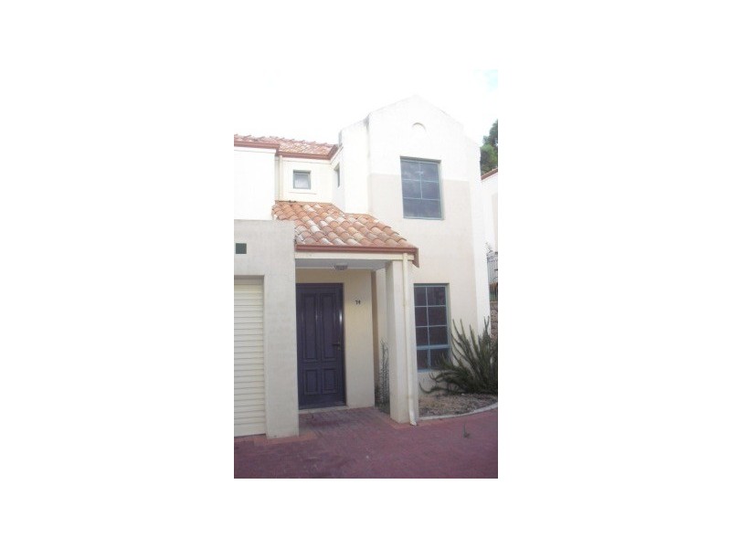 74 Long Island Pass, Connolly WA 6027