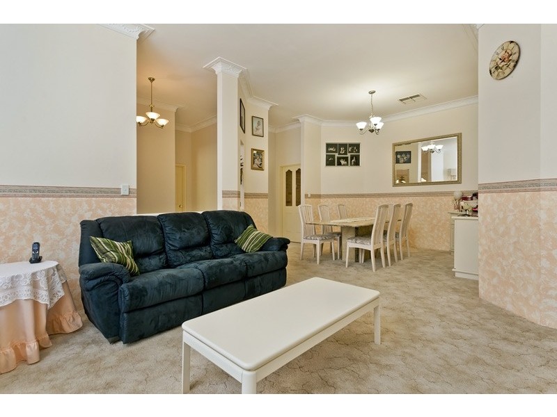 7 Wilkins Road, Kalamunda WA 6076