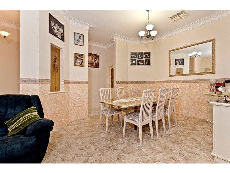 7 Wilkins Road, Kalamunda WA 6076