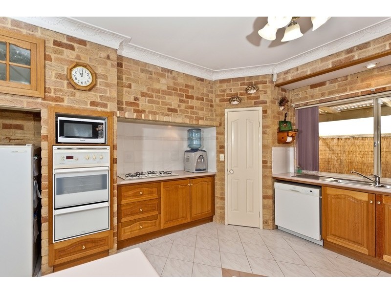 7 Wilkins Road, Kalamunda WA 6076