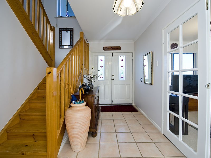 14 Larwood Elbow, Seabird WA 6042