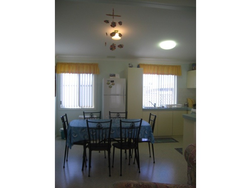 17/1 Williams Way, Seabird WA 6042