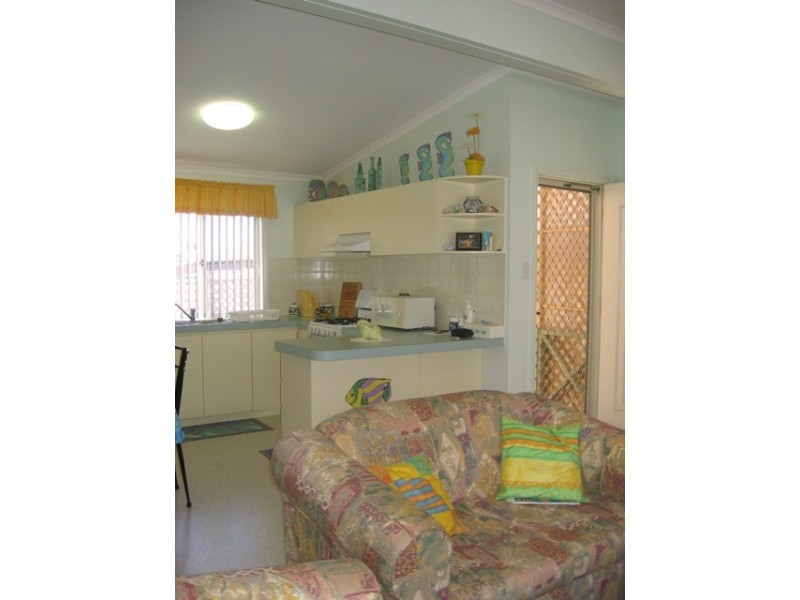 17/1 Williams Way, Seabird WA 6042