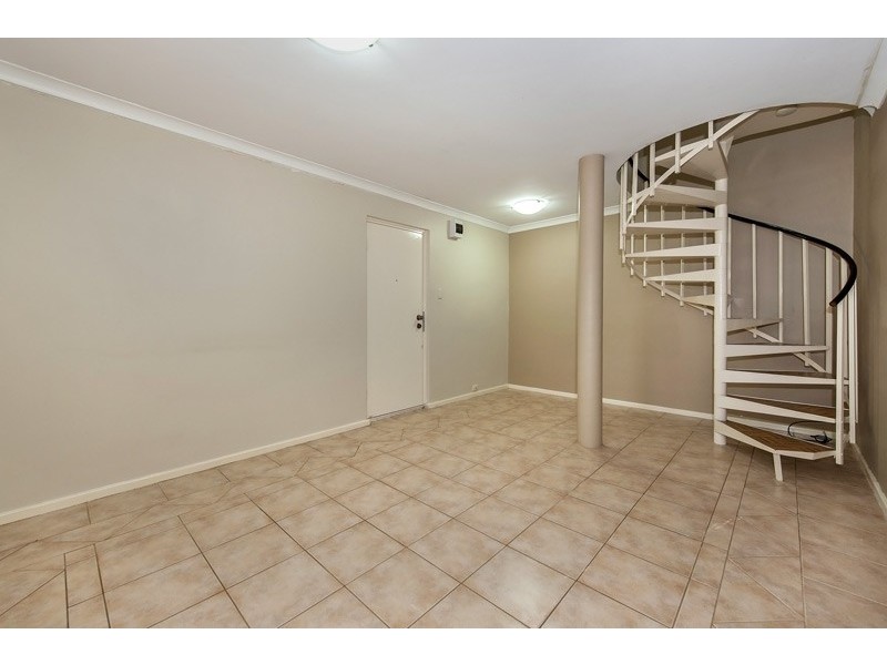 65/11 Herdsman Parade, Wembley WA 6014