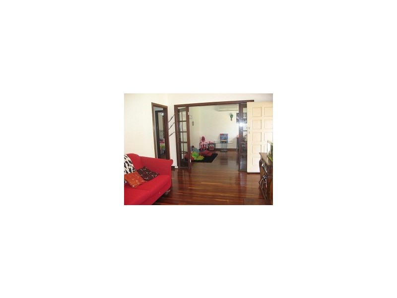 82 Leeds Street, Dianella WA 6059