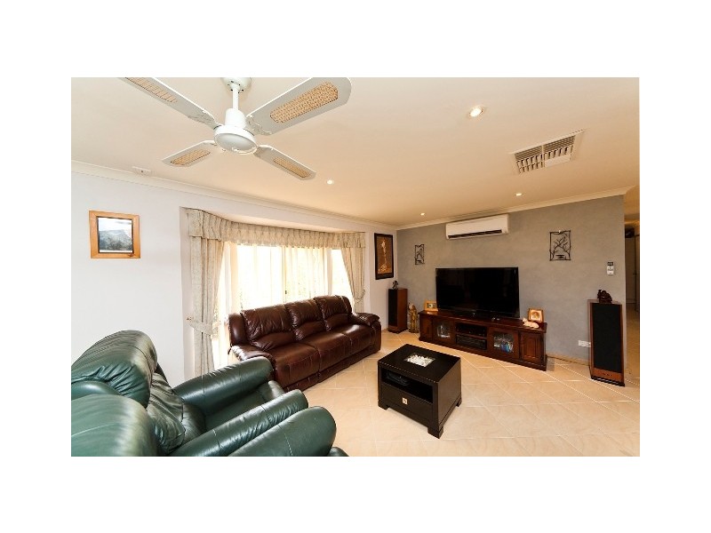 11 Prunster Road, York WA 6302