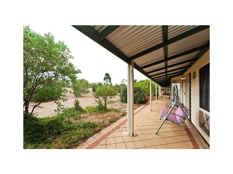 11 Prunster Road, York WA 6302