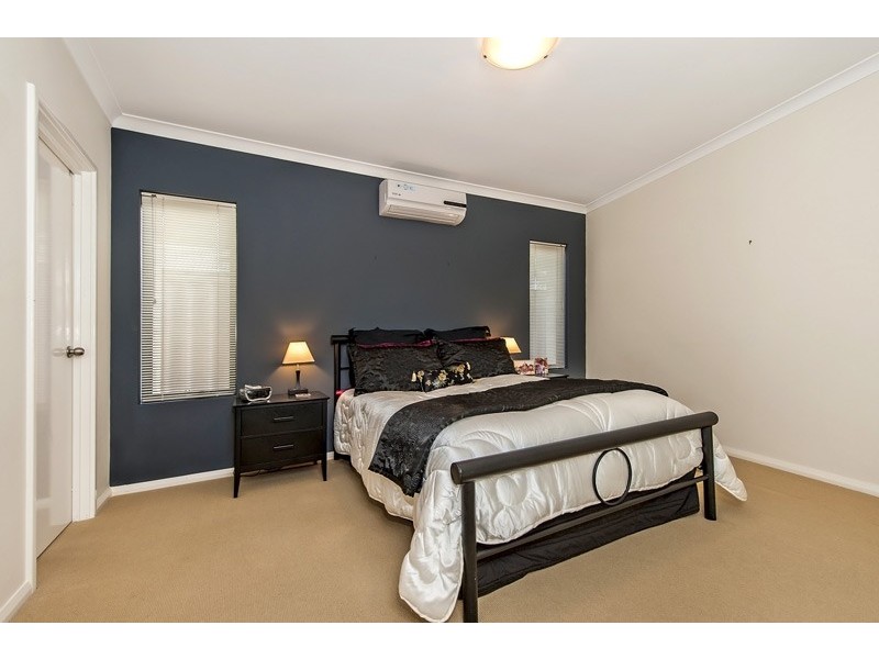 1/207 Scott Street, Cloverdale WA 6105