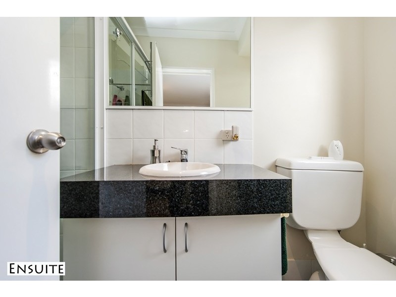 1/207 Scott Street, Cloverdale WA 6105