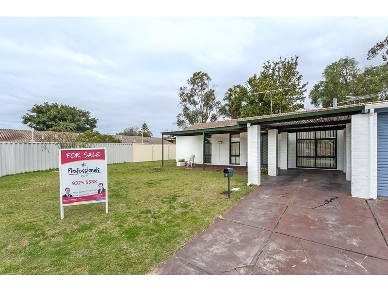 8 Foster Court, Calista WA 6167