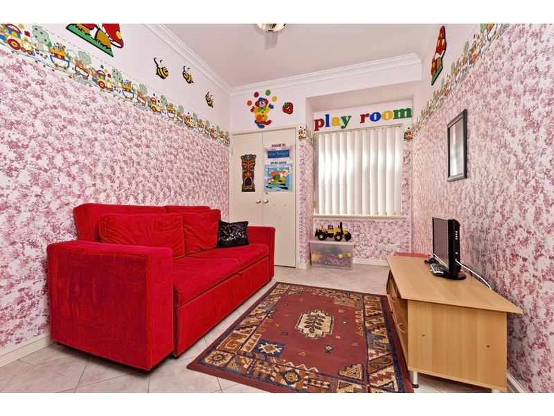 7 Wilkins Road, Kalamunda WA 6076