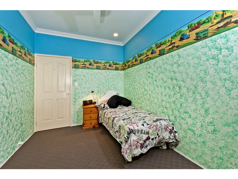 7 Wilkins Road, Kalamunda WA 6076