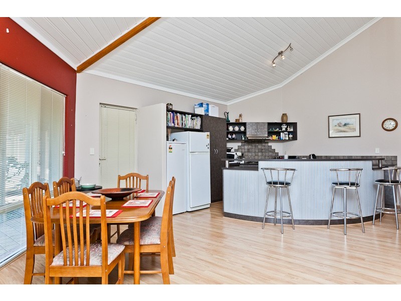 5 Hudson Street, Seabird WA 6042