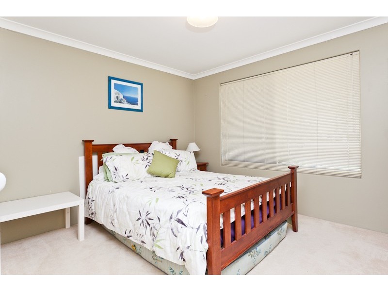 5 Hudson Street, Seabird WA 6042