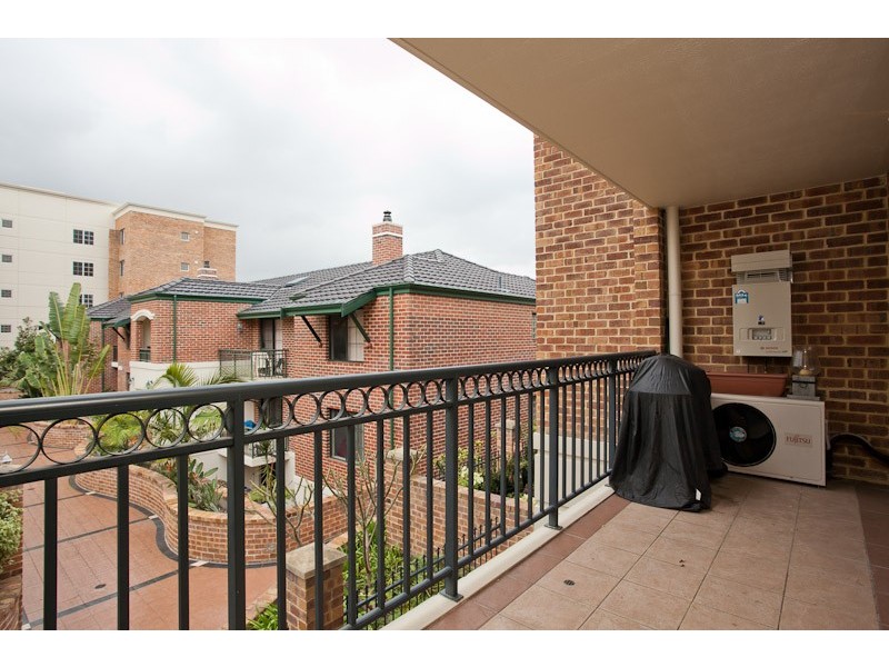 51/123 Wellington Street, East Perth WA 6004