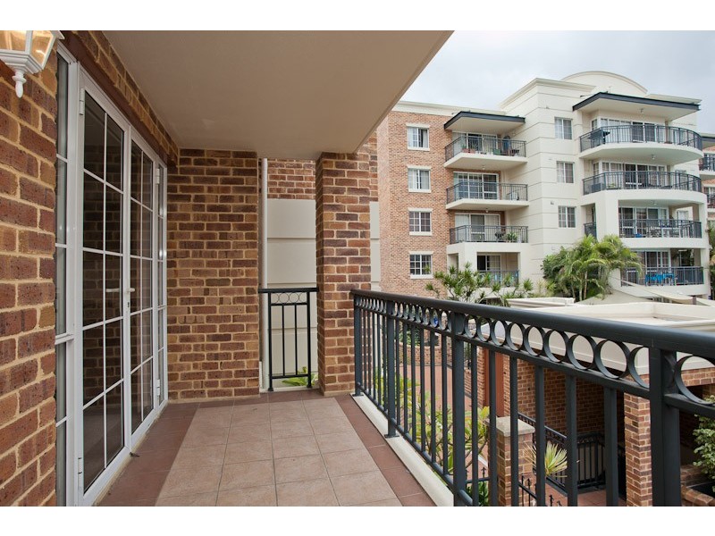 51/123 Wellington Street, East Perth WA 6004