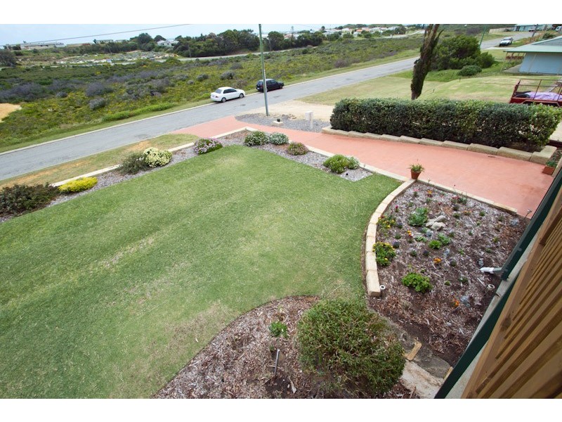3 Jones Promenade, Seabird WA 6042