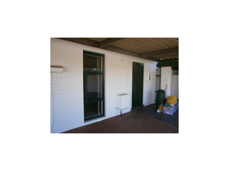 8 Foster Court, Calista WA 6167