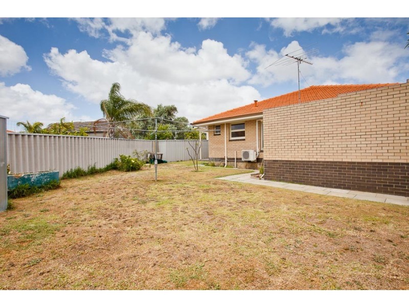 8 Saxby Court, Balcatta WA 6021